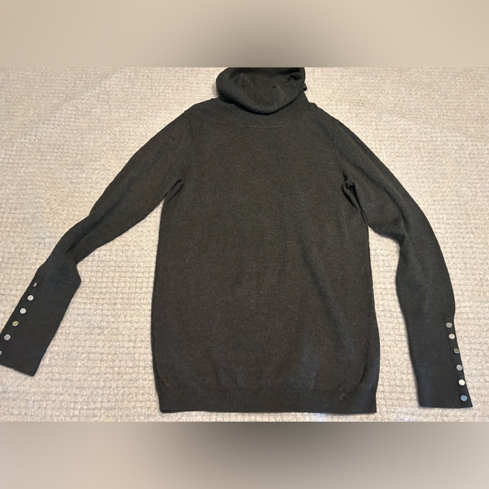 Ann Taylor/Loft turtleneck sweater